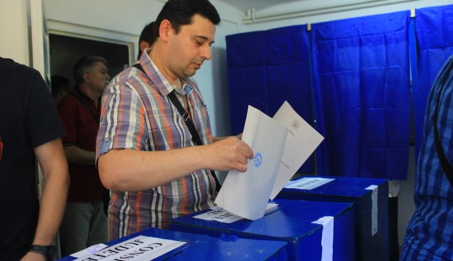 Alegeri Constanța. 1.000 de lei amendă pentru o poză în cabina de vot - img8932-1465114868.jpg