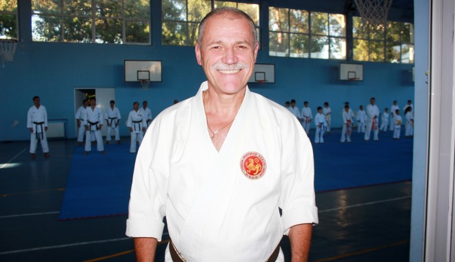 Karate / O legendă a karatelor a susținut un stagiu la Constanța. Galerie FOTO - img8960-1378026454.jpg