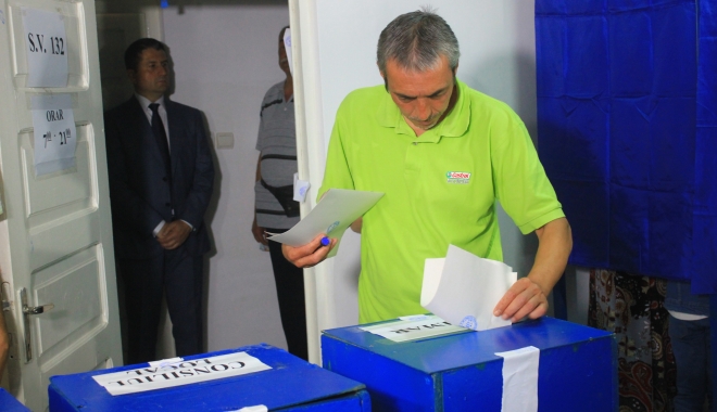 Alegeri Constanța. Prezența la urne până la ora 14,30. Câți constănțeni au ieșit la vot - img9000-1465124791.jpg