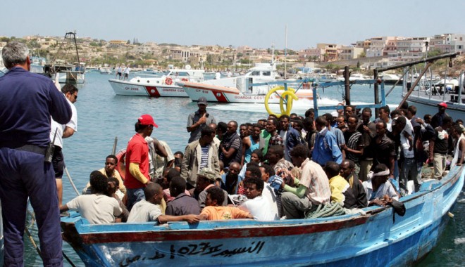 Europa pune în pericol viețile imigranților prin întărirea măsurilor de securitate - imigranti-1339598308.jpg