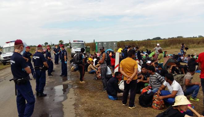 Germania vrea redistribuirea imigranților - imigranti-1440686098.jpg