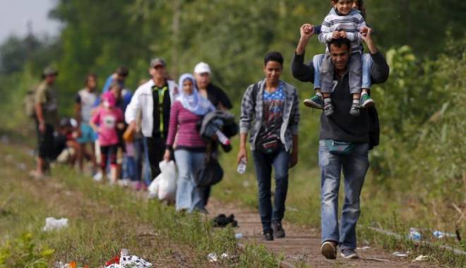 Țurcanu: Valul de imigranți este îngrijorător pentru toți cetățenii României - imigranti-1441970994.jpg