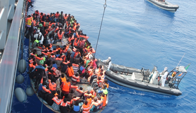 Număr record de refugiați care au ajuns pe insulele grecești - imigranti-1472576541.jpg