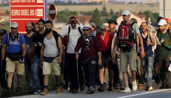 Primii 11 imigranți relocați vor ajunge în România pe 3 martie, la Galați - imigrantisiria38175900-1456244431.jpg