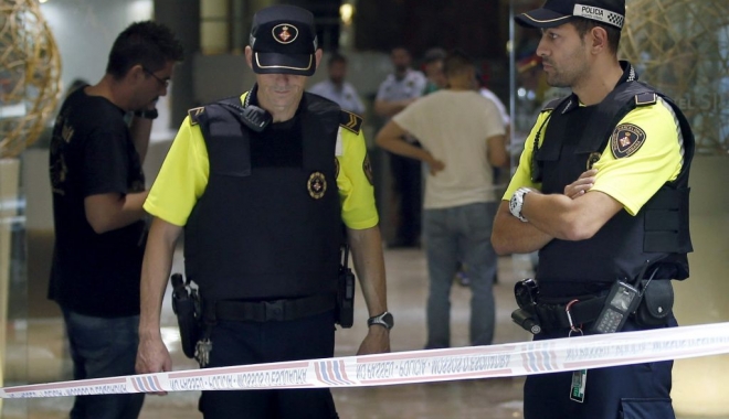 ATAC ARMAT ÎN BARCELONA - impuscaturibarcelonaepa-1483350734.jpg