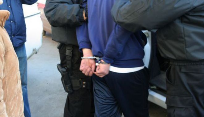 CLIPE DE SPAIMĂ pe străzile din Constanța! Persoane lăsate fără bani și telefon - incatusatipentrutalharii14210848-1540363934.jpg