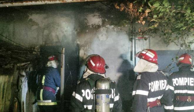 Prevenirea incendiilor. Ce ne sfătuiesc pompierii - incendii2-1448210177.jpg