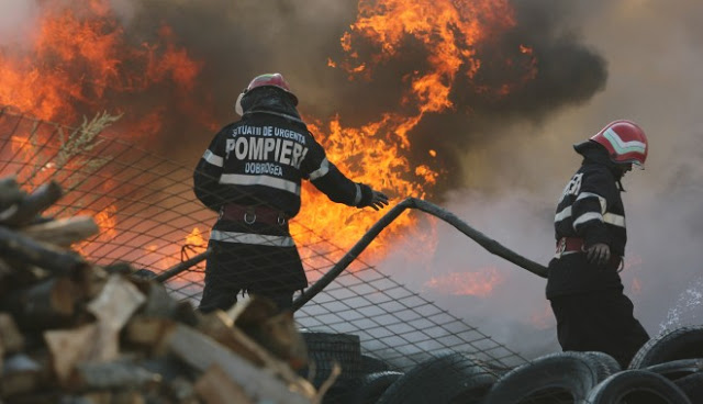 INCENDIU TERIBIL ÎN CONSTANȚA / Un bărbat a murit carbonizat în propria casă! - incendiu-1423896838.jpg