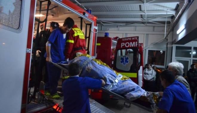 Club Colectiv / Încă un rănit a decedat; bilanțul morților a ajuns la 35 - incendiu-1446899776.jpg