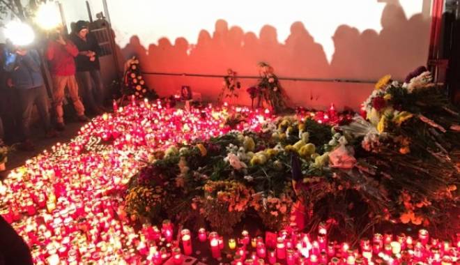 Bilanțul tragediei de la Colectiv a ajuns la 56 de morți - incendiu-1447661243.jpg
