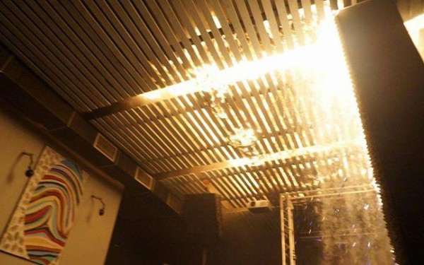 Clubul Colectiv va fi incendiat controlat în cadrul unui experiment judiciar - incendiu-1450196478.jpg