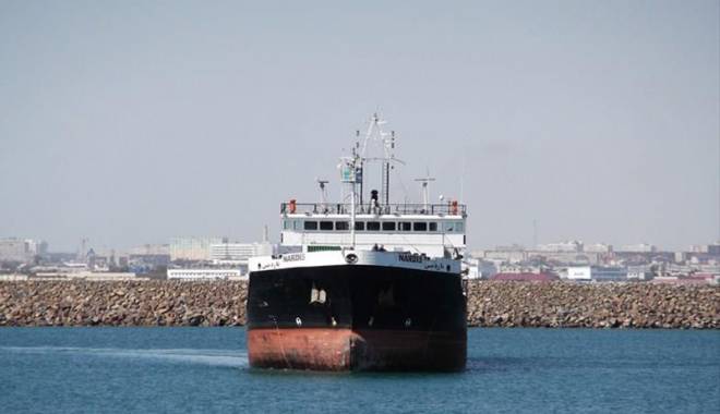 Incendiu la bordul unei nave iraniene - incendiu-1453908757.jpg