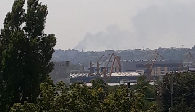 Incendiu la un parc auto din Agigea! Focul s-a extins la mai multe mașini - incendiu-1533636691.jpg