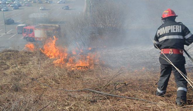 Un INCENDIU a dat peste cap traficul pe AUTOSTRADA SOARELUI - incendiu-1589960288.jpg