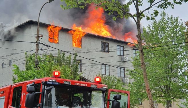 CASĂ ÎN FLĂCĂRI ÎN EFORIE SUD! - incendiu-1621523307.jpg
