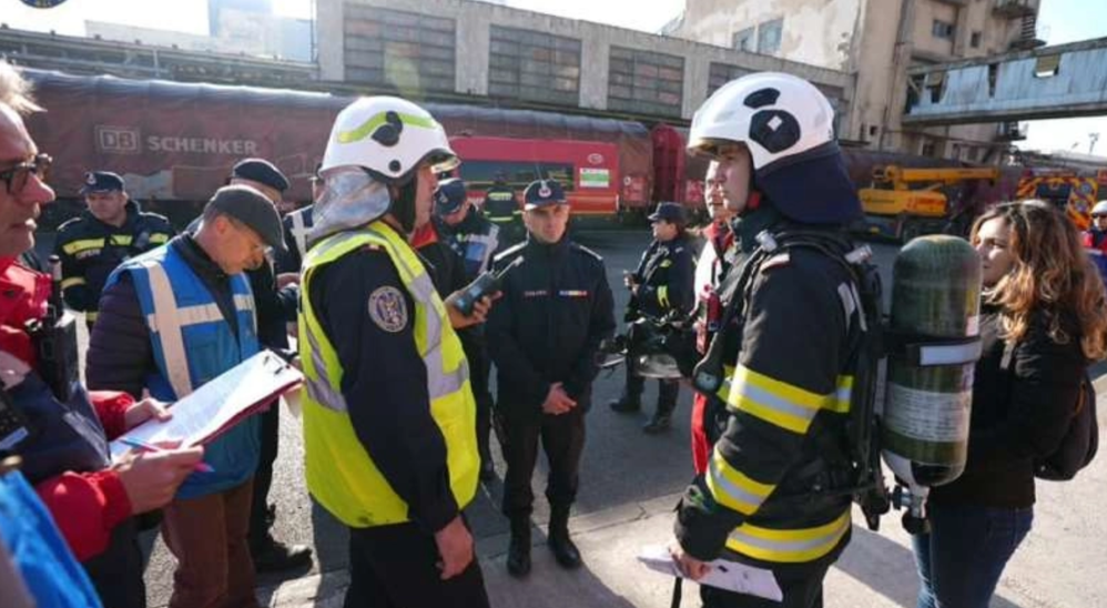 Incendiu puternic la CET Vest din București. A fost emis mesaj RO-Alert pentru locuitorii din zonă