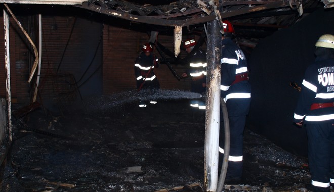 Un constănțean a murit în chinuri groaznice din cauza unei țigări lăsată aprinsă - incendiu1384763770-1410945034.jpg