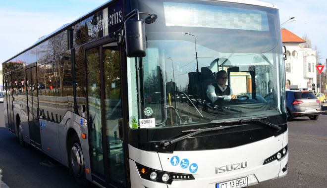 Incendiu puternic la Constanța. Traseul autobuzelor 5b, deviat temporar - incendiuautobuze10feb-1581328615.jpg