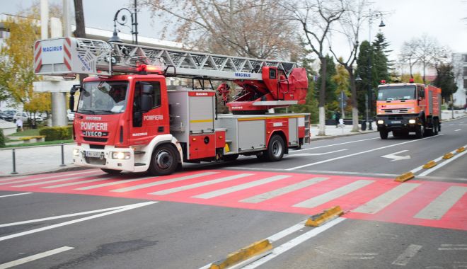 Incendiu într-un bloc de garsoniere din Năvodari: un bărbat a murit! - incendiumort-1581700236.jpg