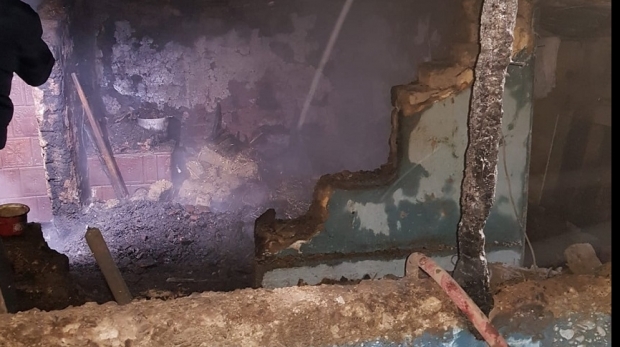 TRAGEDIA NOPȚII! Două persoane au murit într-un incendiu devastator - incendiuolt17283600-1550908507.jpg