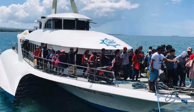 Incendiu pe un ferry-boat cu 165 de persoane la bord - incendiupeferryboatcu165depersoa-1656506896.jpg