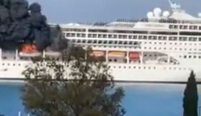 Incendiu pe o navă de croazieră - incendiupeonavadecroaziera-1615797375.jpg