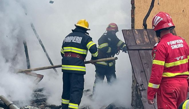 Update. Incendiu la Olimp! Pompierii de la ISU CONSTANȚA intervin pentru a stinge focul