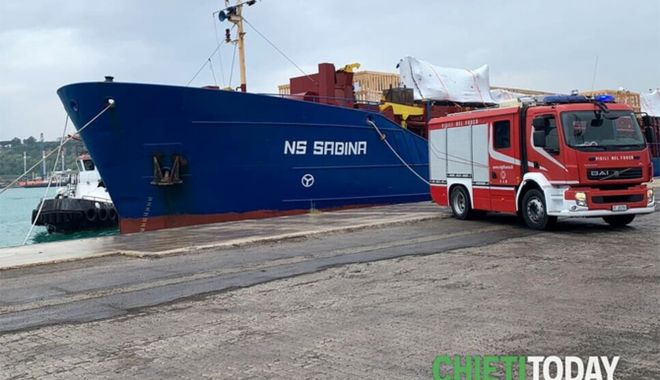 Incendiu pe un cargou la Marea Adriatică - incendiupeuncargoulamareaadriati-1652079618.jpg