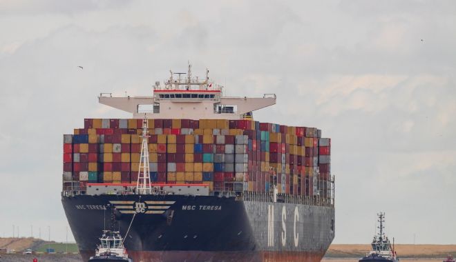 Incendiu pe un portcontainer în Canalul Mânecii - incendiupeunportcontainerincanal-1623951388.jpg