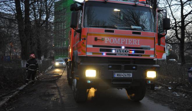 Incendiu la un fast food în Neptun - incendiuspitalulmunicipal3-1438328026.jpg