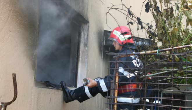 O femeie intoxicată cu fum, după ce a uitat oala cu mâncare pe foc - incendiutomis-1613922645.jpg