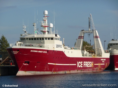 Incendiu pe un trauler britanic, în Marea Barents - incendiutraulerbritanic-1444839222.jpg
