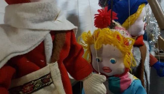 Încep colindele la Teatrul 