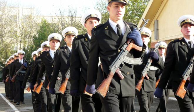 Eveniment de marcă la Școala de Maiștri Militari - inceputdeanscolar1410712196-1415882020.jpg