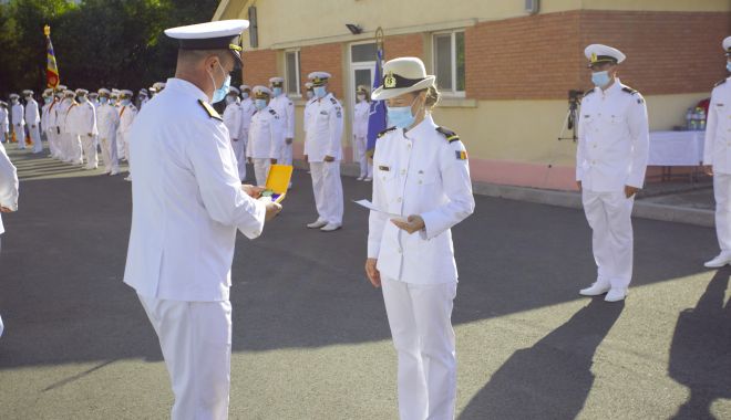 Început de carieră în Forțele Navale Române. Absolvenții promoției militare 2020, înălțați în grad - inceputdecariera1-1596219041.jpg
