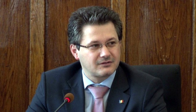 Încetați cu speculații legate de facultățile fără Bac! - incetaticuspeculatiile-1410709626.jpg