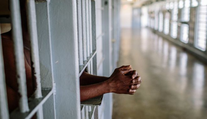 Un român s-a sinucis într-un penitenciar din Italia - inchisoare-1574502372.jpg