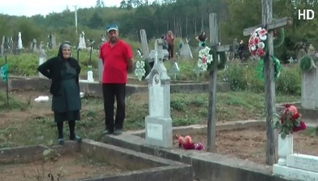 INCIDENT ȘOCANT! Un copil de opt ani, STRIVIT DE CRUCEA FRATELUI SĂU în cimitir - incidentsocantinclujnapocauncopi-1524922813.jpg