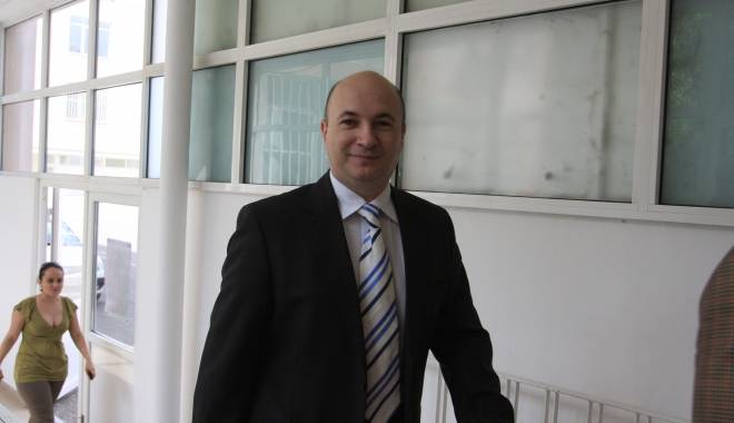 Codrin Ștefănescu: 