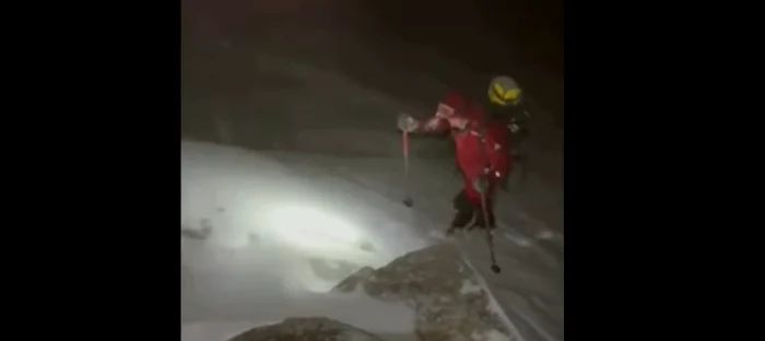 Turişti rătăciţi în drum spre Vf. Omu căutați cu drona și un elicopter