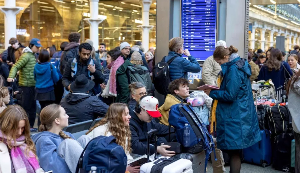 Pană de curent în tunelul Canalului Mânecii. Pasagerii au rămas blocaţi peste noapte în trenurile Eurostar