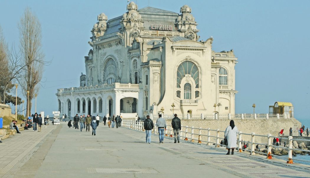 Vreme caldă sâmbătă în Dobrogea și pe litoral, dar sunt așteptate ploi - index-1743837643.png