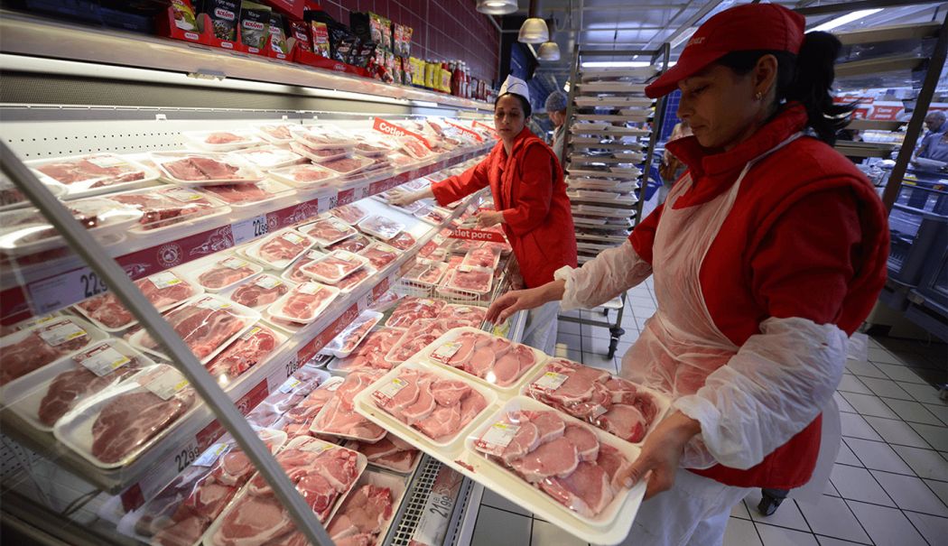 Românii, loviți din plin de scumpiri. Cât costă carnea de porc, jumările și șoriciul - index-1763974101.png