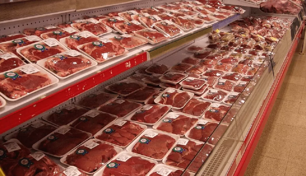 Hipermarketurile, amendate cu 18 milioane de lei pentru majorarea nejustificată a prețurilor la alimente