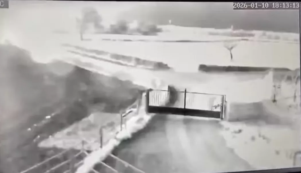 Panică printre localnici după o explozie misterioasă, în miezul nopții - index-1768292718.webp