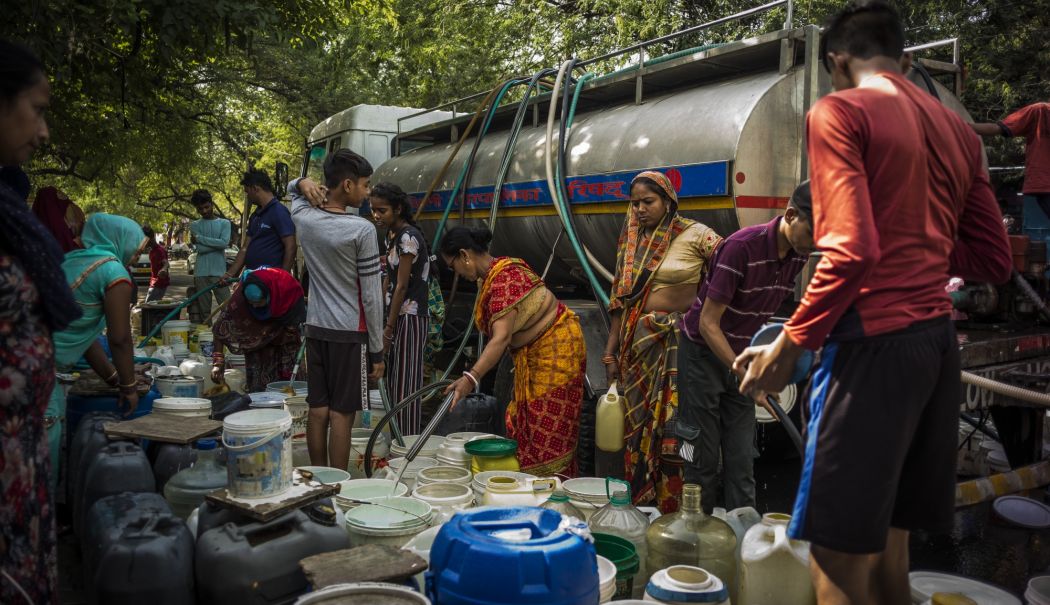 India se confruntă cu cel mai lung val de căldură din istorie. Temperaturile au depășit frecvent 50 de grade