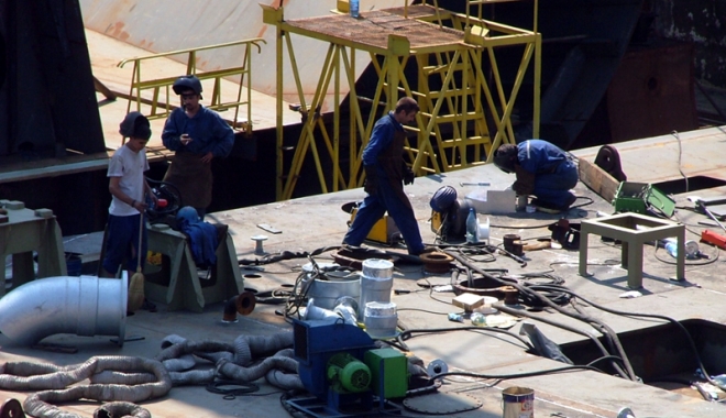 Industria a obținut venituri mai mari în primul trimestru al anului - industria-1463321253.jpg