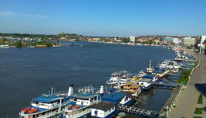Industria portuară s-a reunit la Simpozionul Dunărea de Jos - industriaportuara-1527087398.jpg