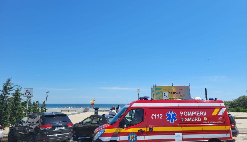 Marea face o nouă victimă, în Mamaia. Bărbatul de 34 ani a fost transportat la spital