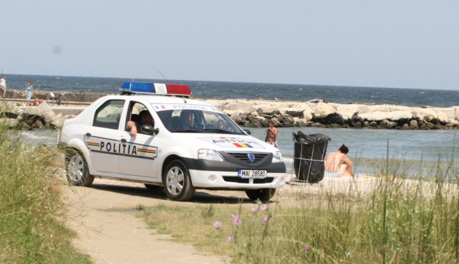 Cadavru găsit pe plaja din Năvodari - inecatplajamodernmasianapolitie8-1411047415.jpg